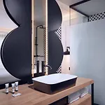 Gr8 Hotel